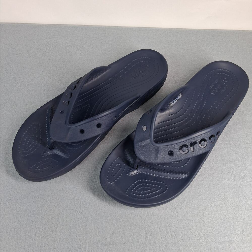 CROCS Baya II Flip Thong Sandals Men's 10 Women's 12 Navy Blue Spellout Cutout